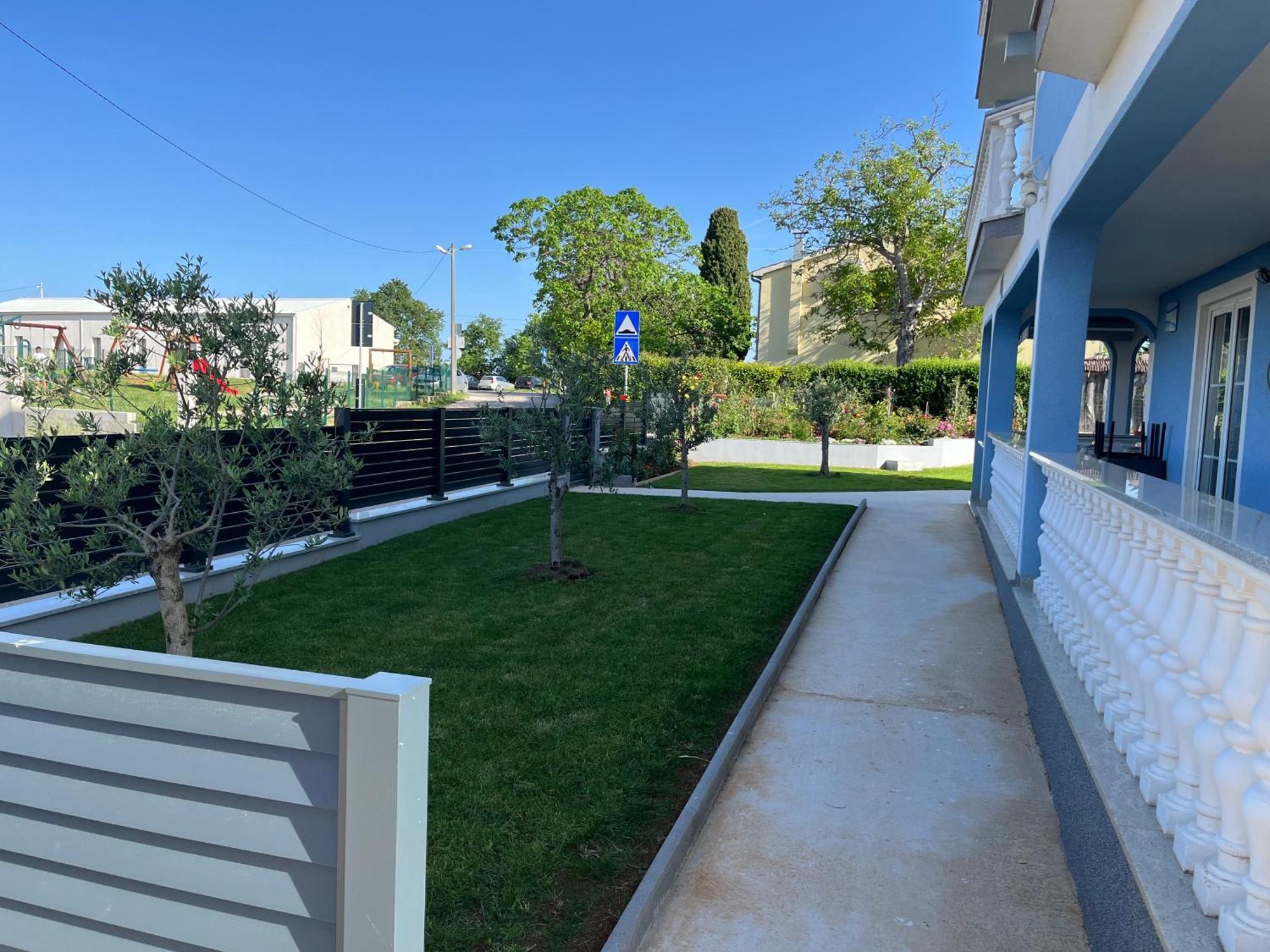 Apartments M&M Terzic Porec Exterior photo