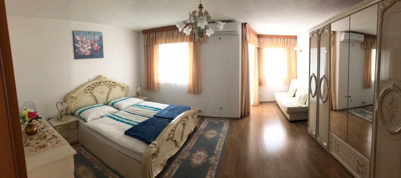 Apartments M&M Terzic Porec Exterior photo