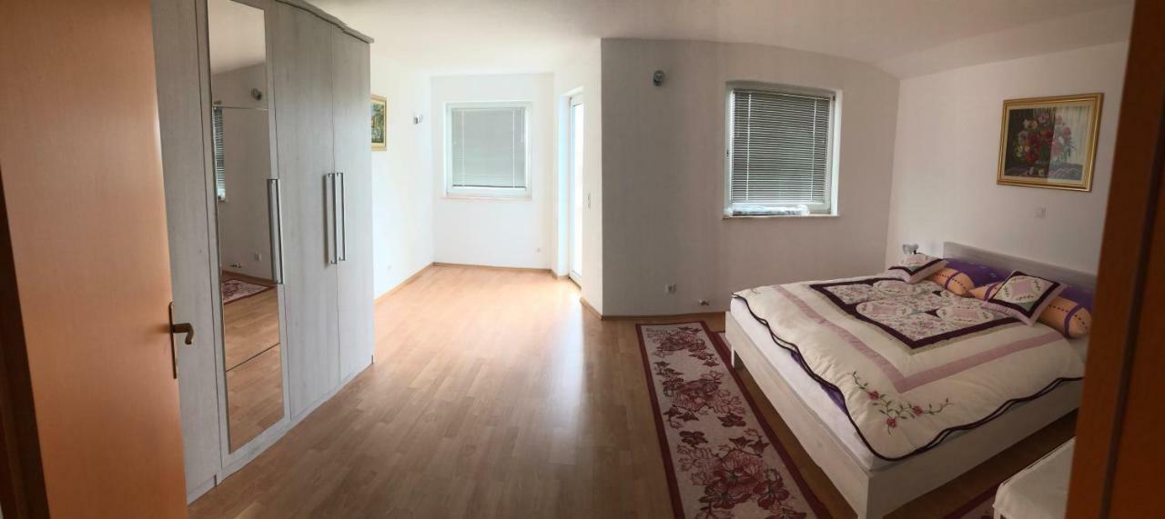 Apartments M&M Terzic Porec Exterior photo